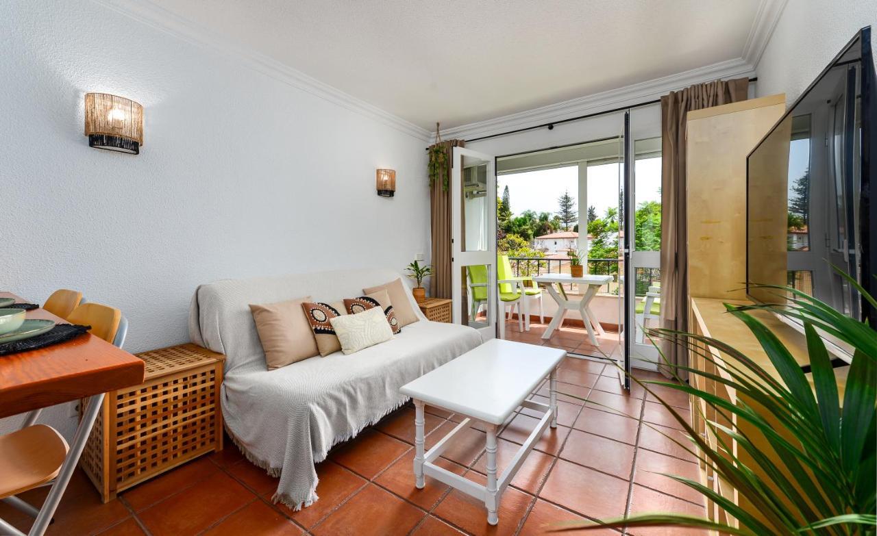 Caroline House Marbella Puerto Banus Apartamento Exterior foto